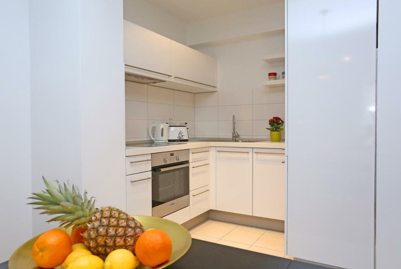 Luxury Apts Leone Split Centre Экстерьер фото