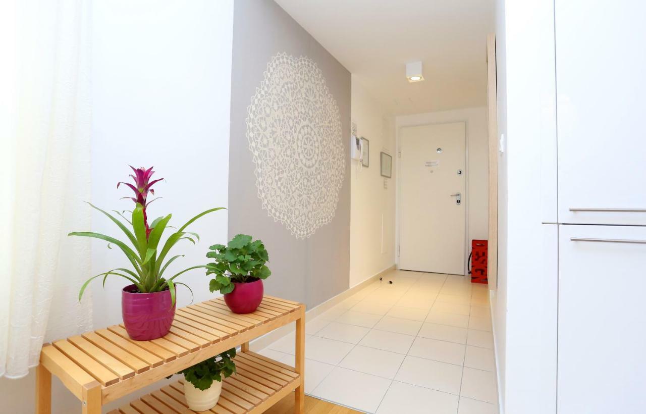 Luxury Apts Leone Split Centre Экстерьер фото