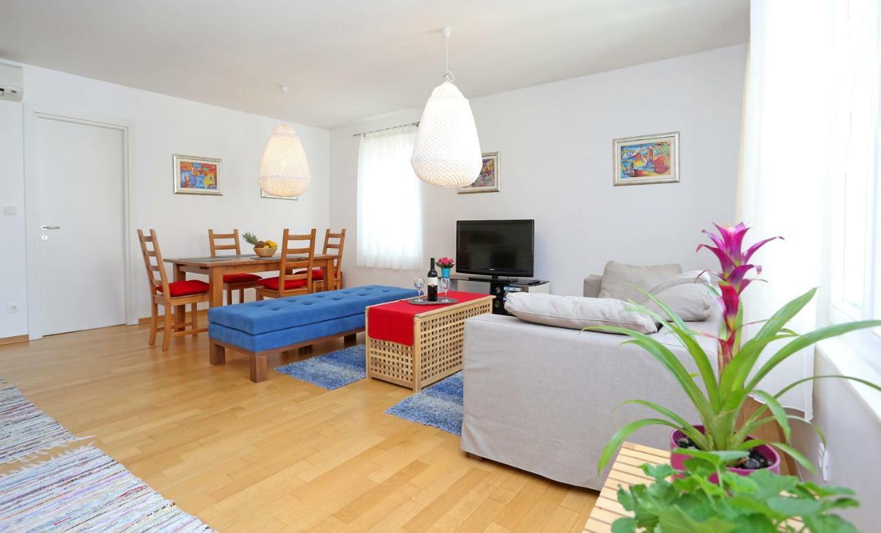 Luxury Apts Leone Split Centre Экстерьер фото