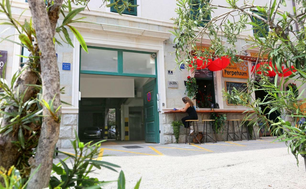 Luxury Apts Leone Split Centre Экстерьер фото