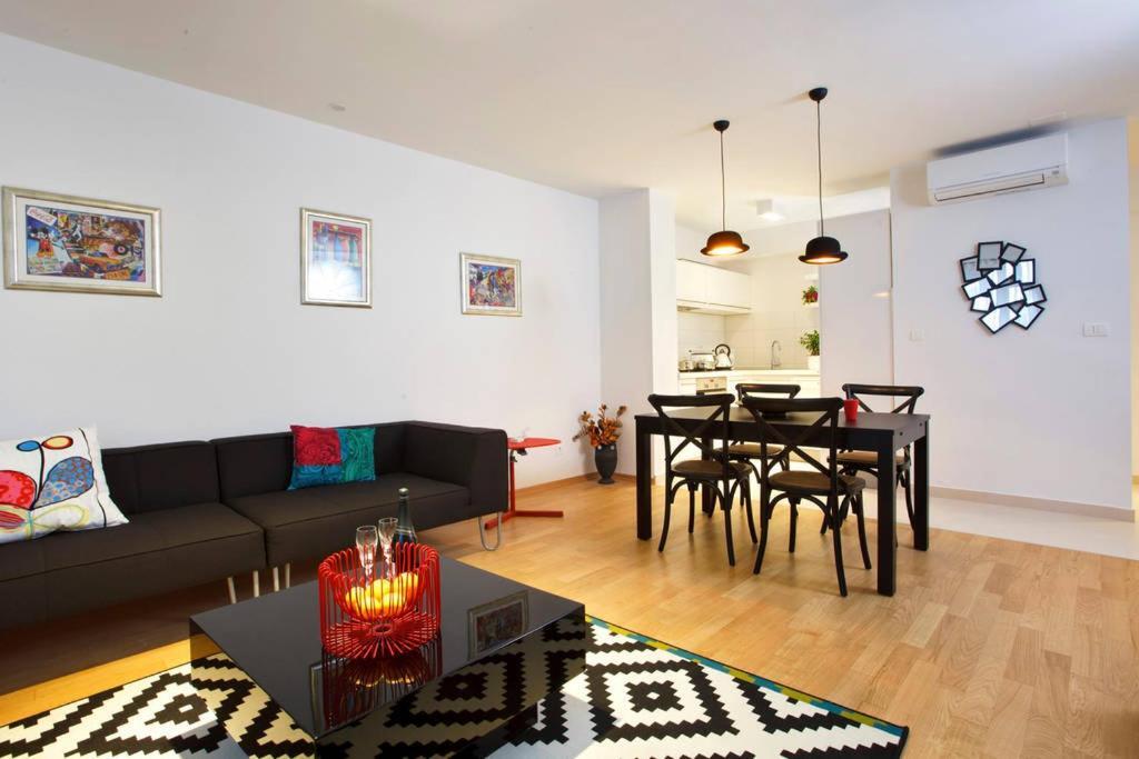 Luxury Apts Leone Split Centre Экстерьер фото
