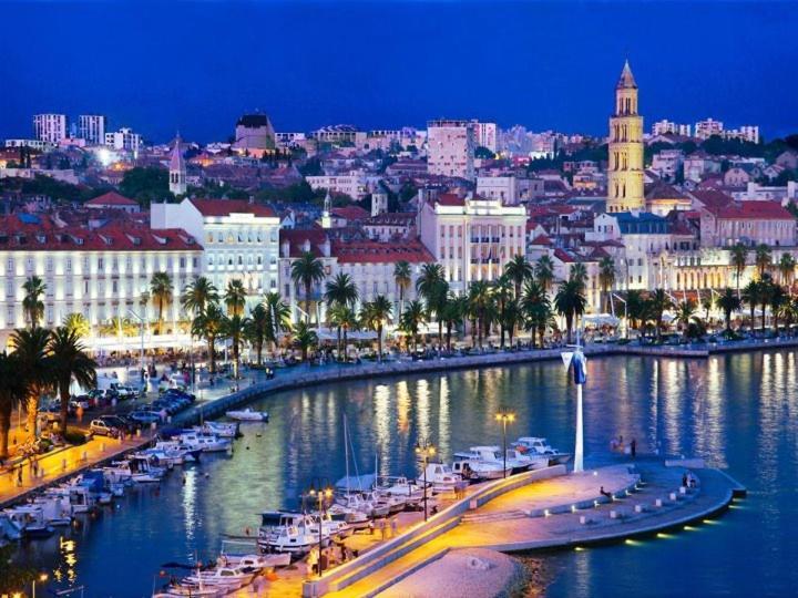 Luxury Apts Leone Split Centre Экстерьер фото